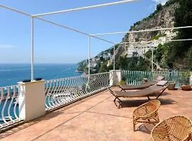 Via Annunziatella  22 * Amalfi