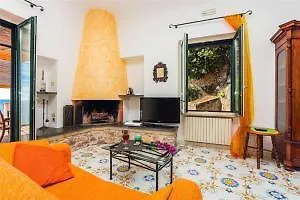 Hotel Via Annunziatella  22
